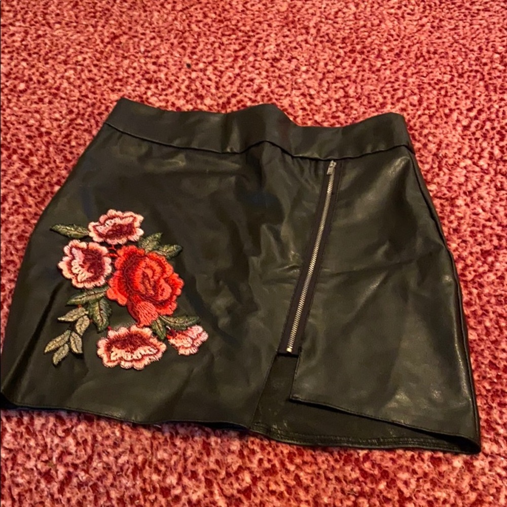 Leather skirt